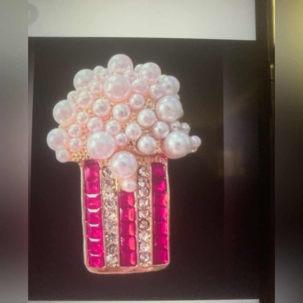 NEW Elegant Pop Corn Movie night Pearl and Gemstone Brooch Pin Fun Jewelry NWT